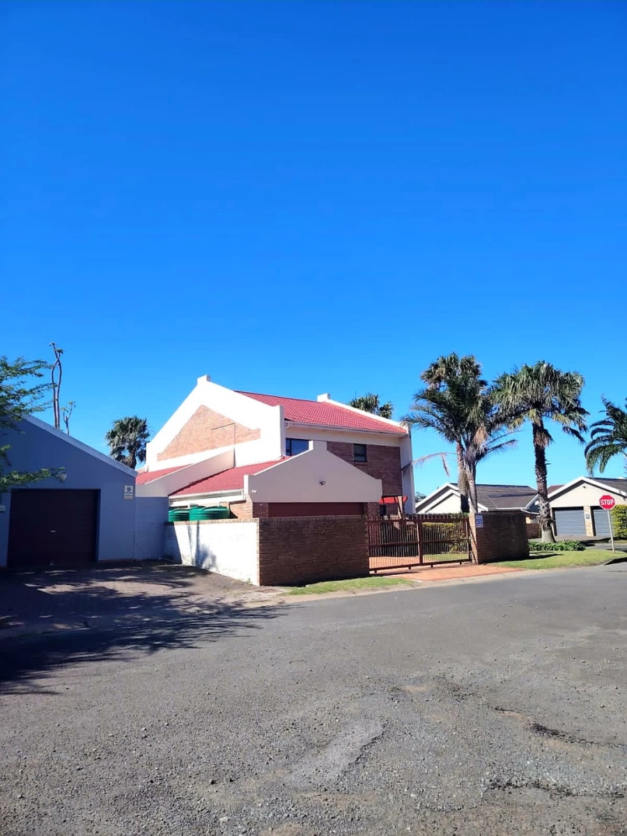 3 Bedroom Property for Sale in Beacon Bay Eastern Cape